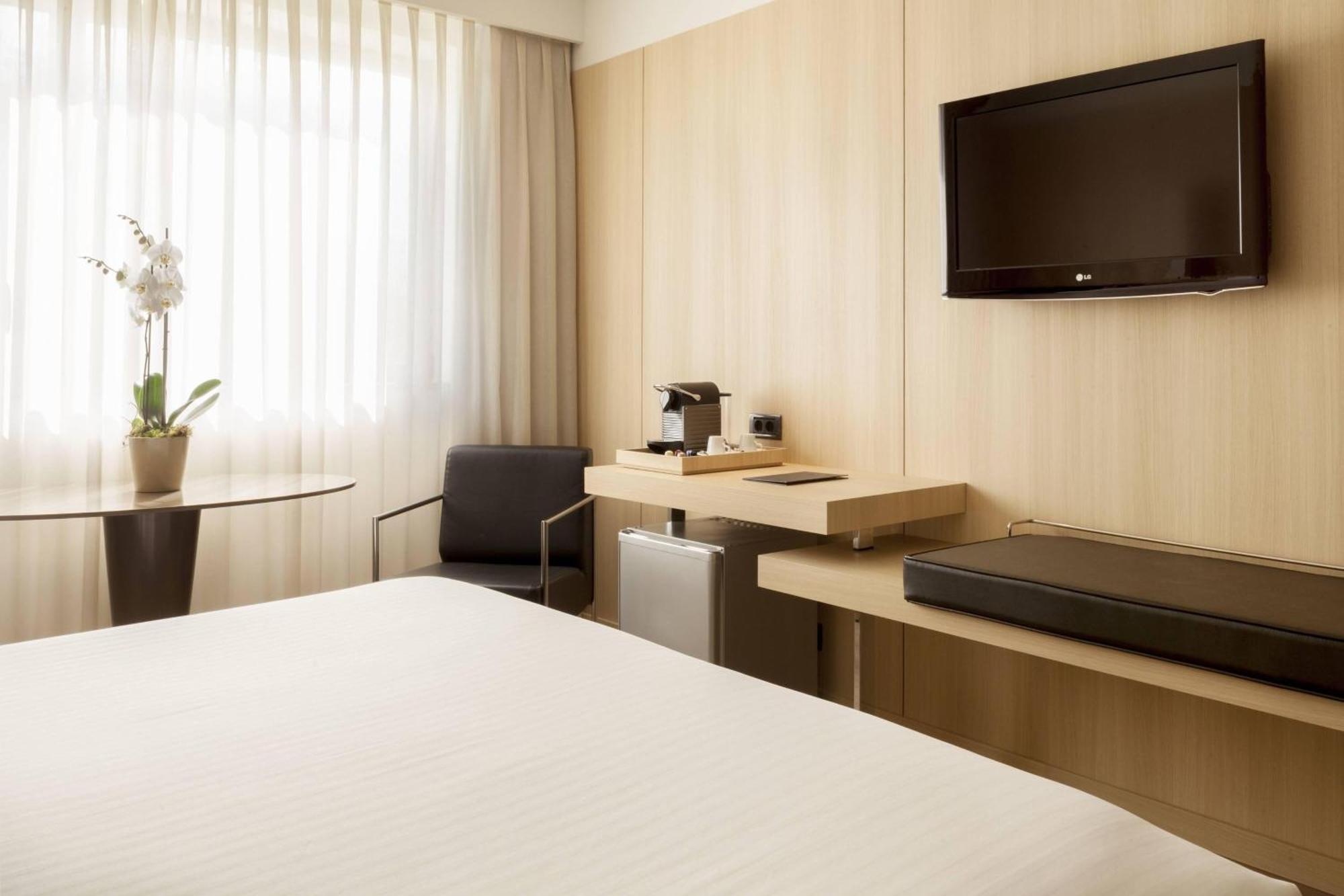 Ac Hotel Cordoba By Marriott Dış mekan fotoğraf