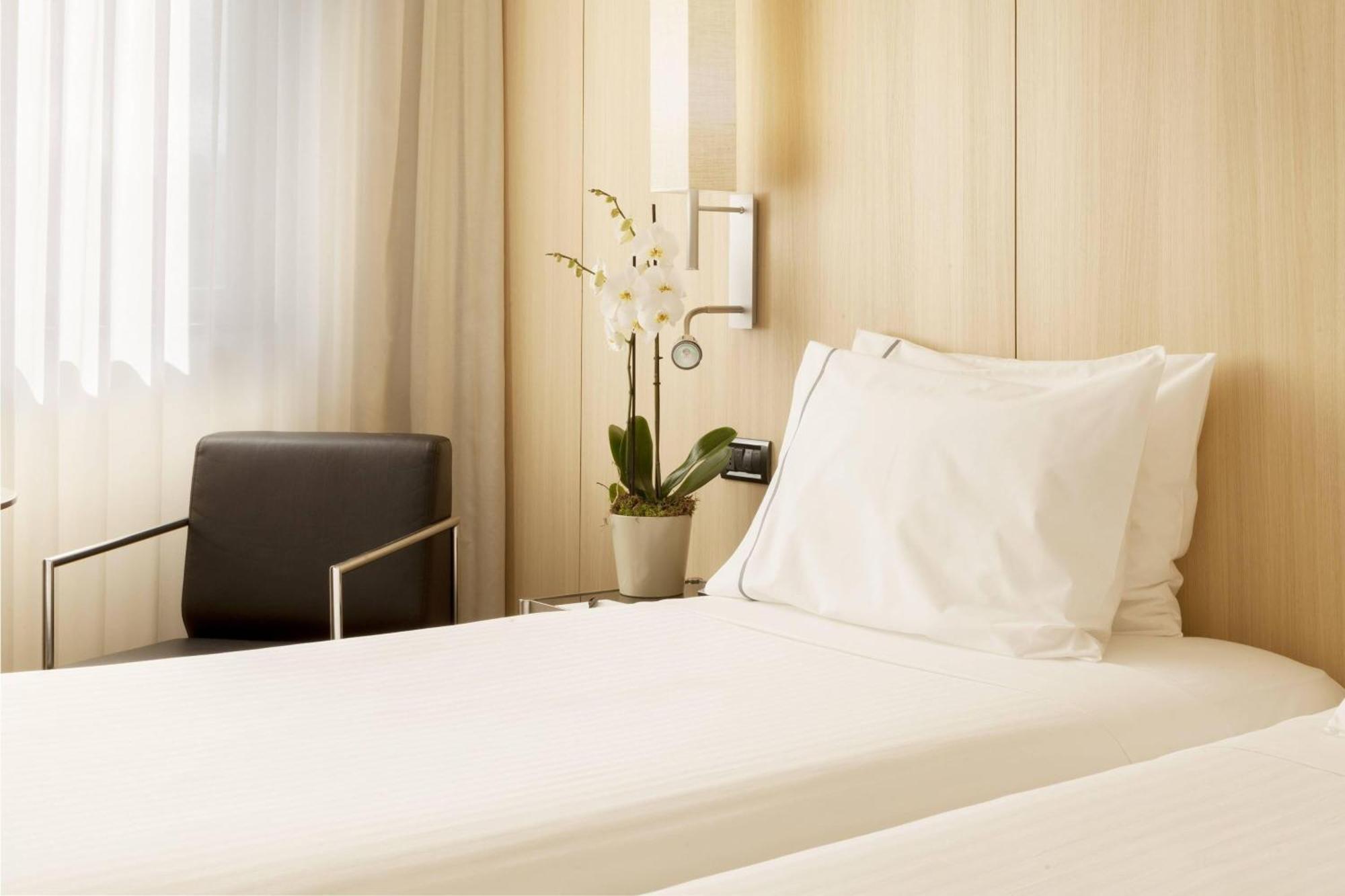Ac Hotel Cordoba By Marriott Dış mekan fotoğraf