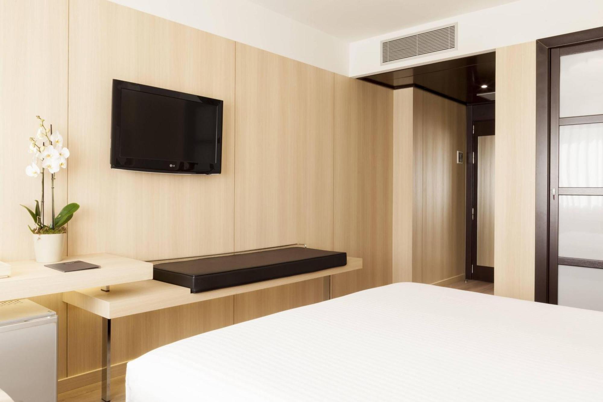 Ac Hotel Cordoba By Marriott Dış mekan fotoğraf